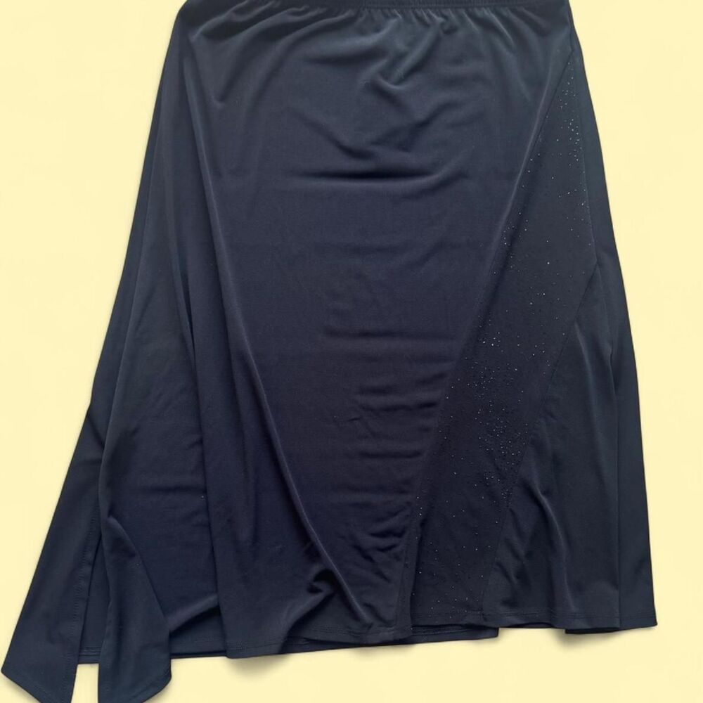 Asymmetrical whimsigoth skirt 💎